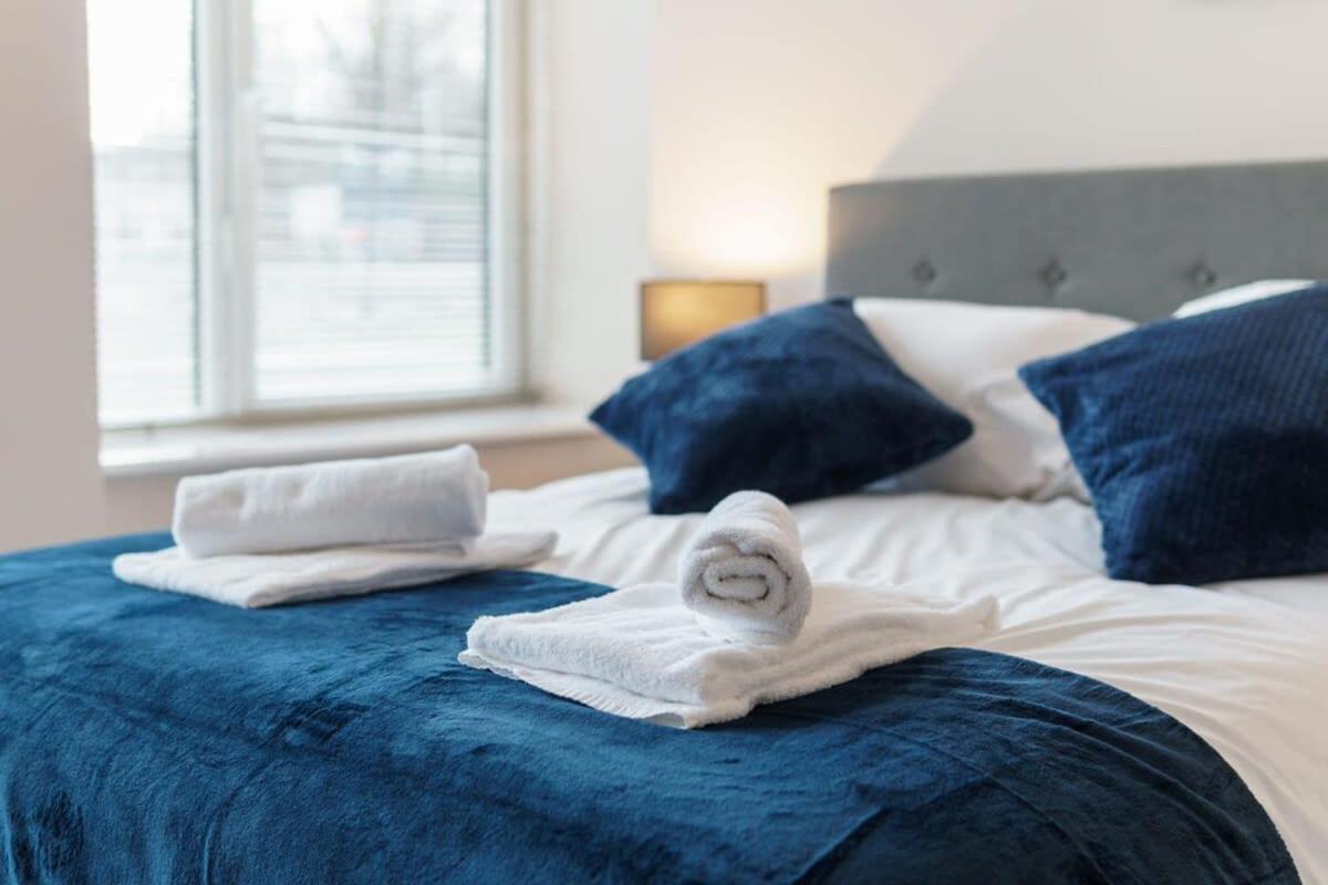 Bright 2 Bed Apartment Manchester - Sleeps 4 Exterior photo