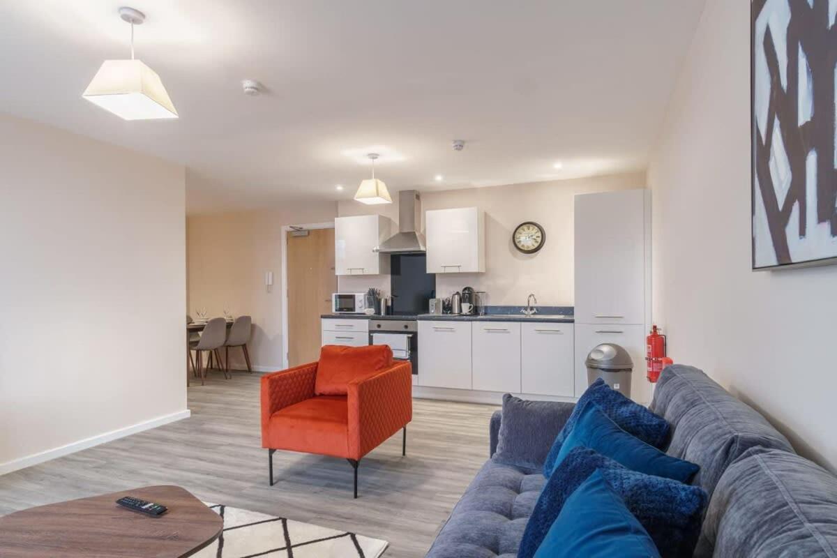 Bright 2 Bed Apartment Manchester - Sleeps 4 Exterior photo